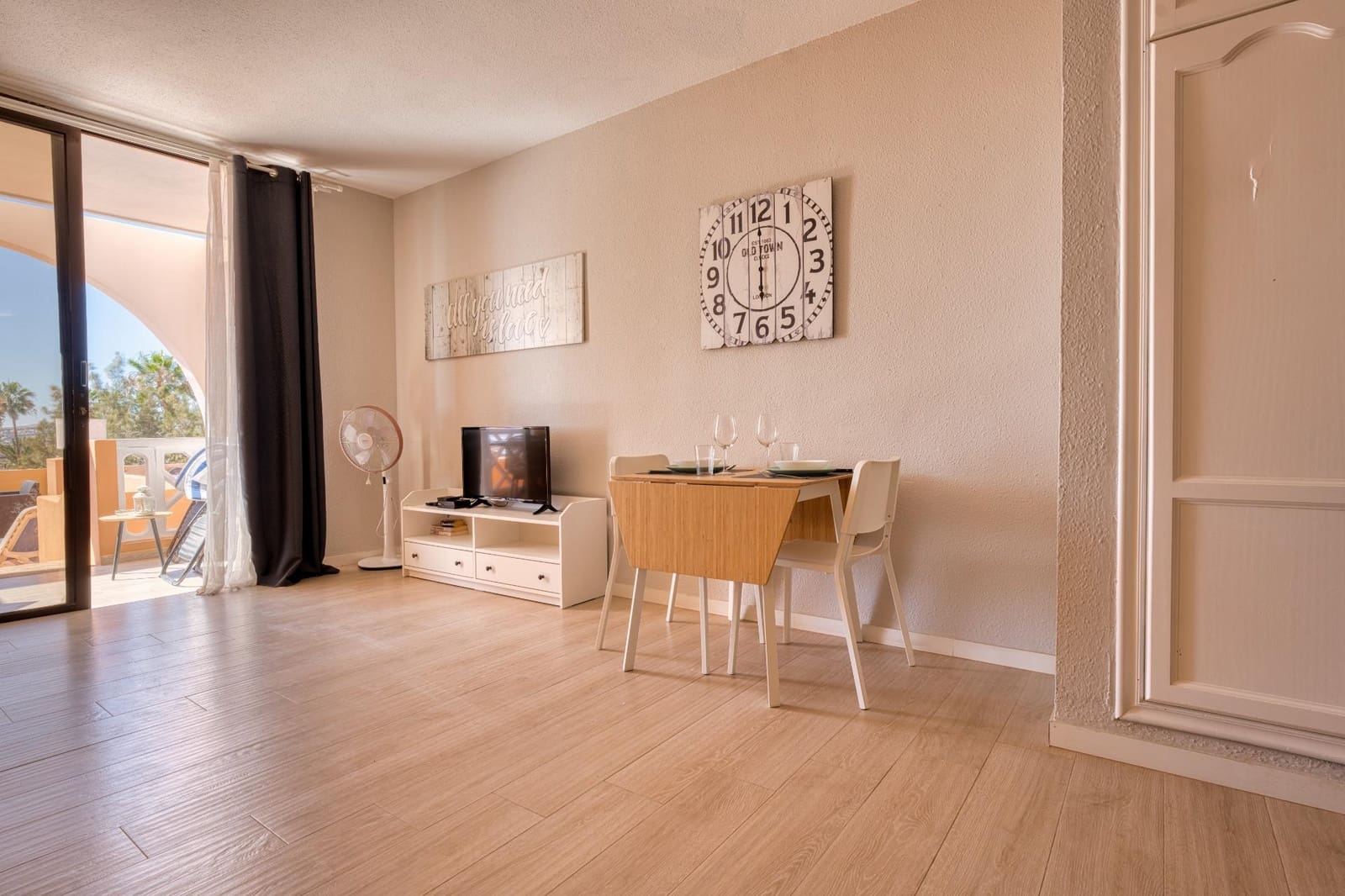 Yksiö vuokrattavana paikassa Costa Adeje - 850 € (Ref: 9586607)