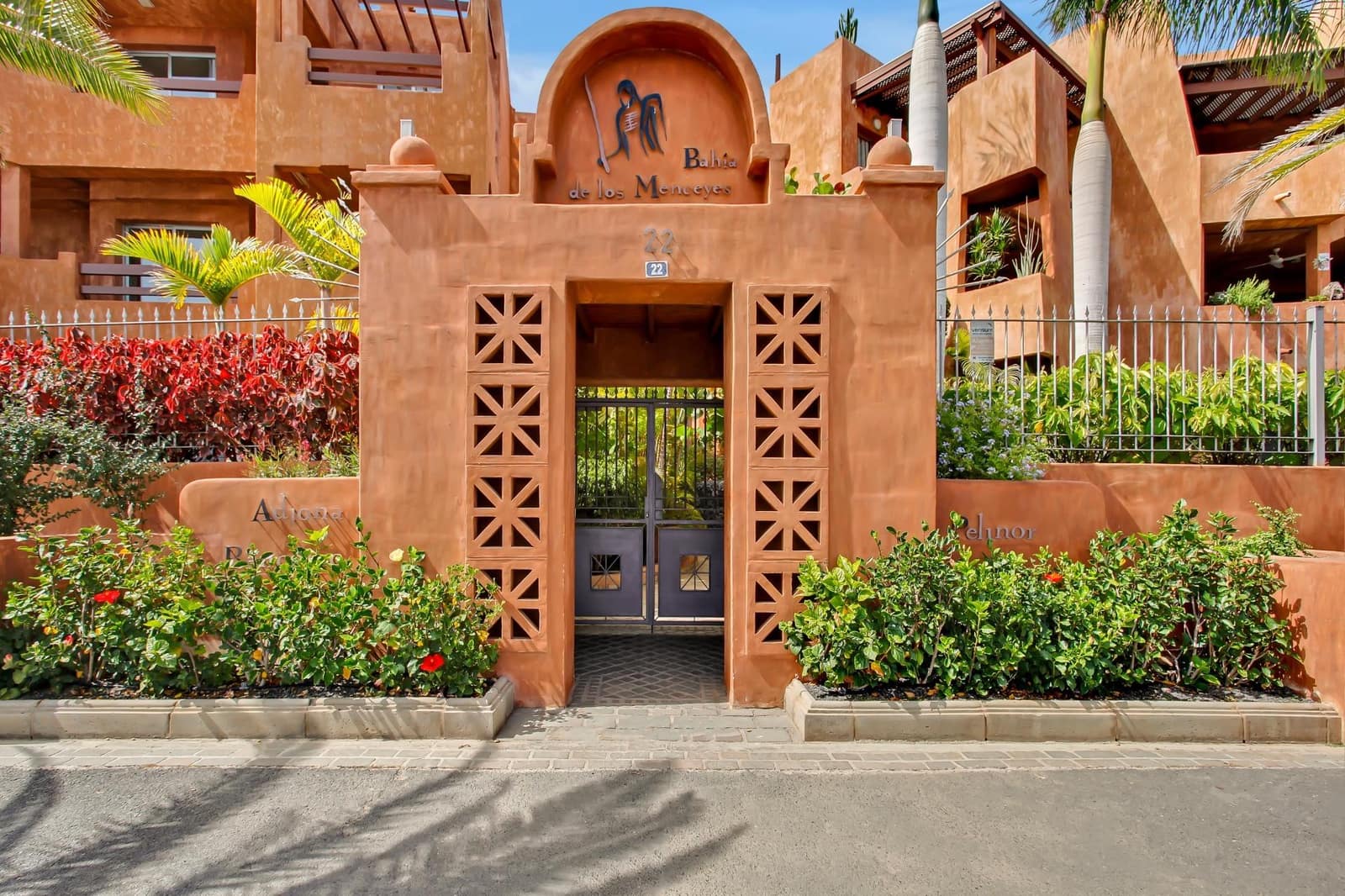 2 bedroom Apartment for rent in Palm-Mar with pool - € 1,800 (Ref: 9586608)