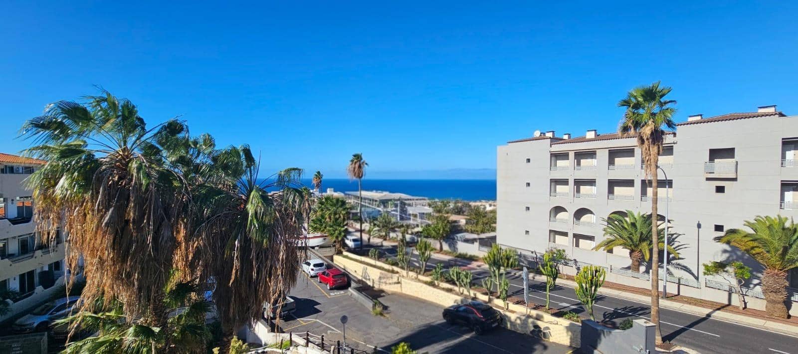 Piso de 1 habitación en Playa Paraiso en venta con piscina - 210.000 € (Ref: 9591405)