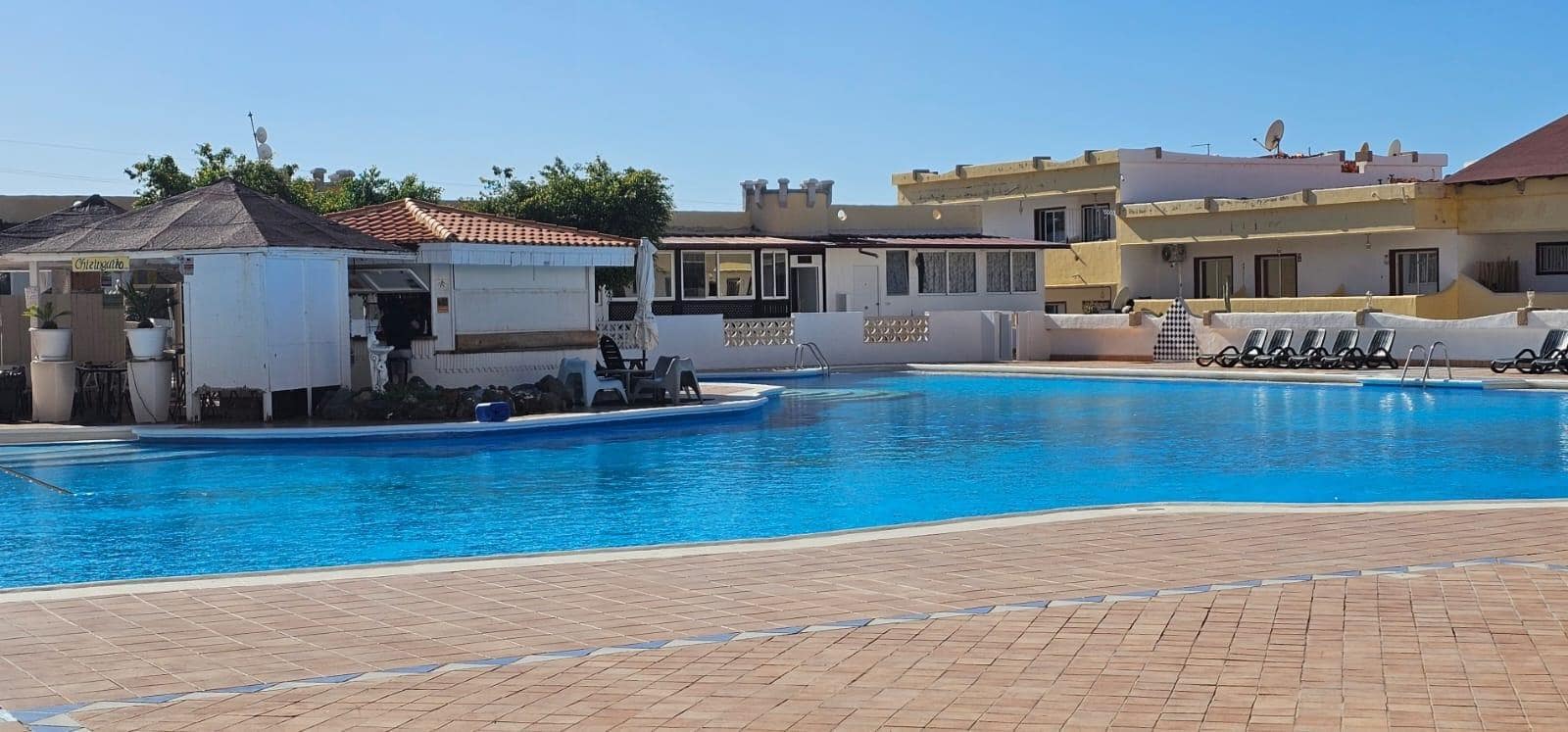1 bedroom Flat for sale in Playa Paraiso with pool - € 210,000 (Ref: 9591405)