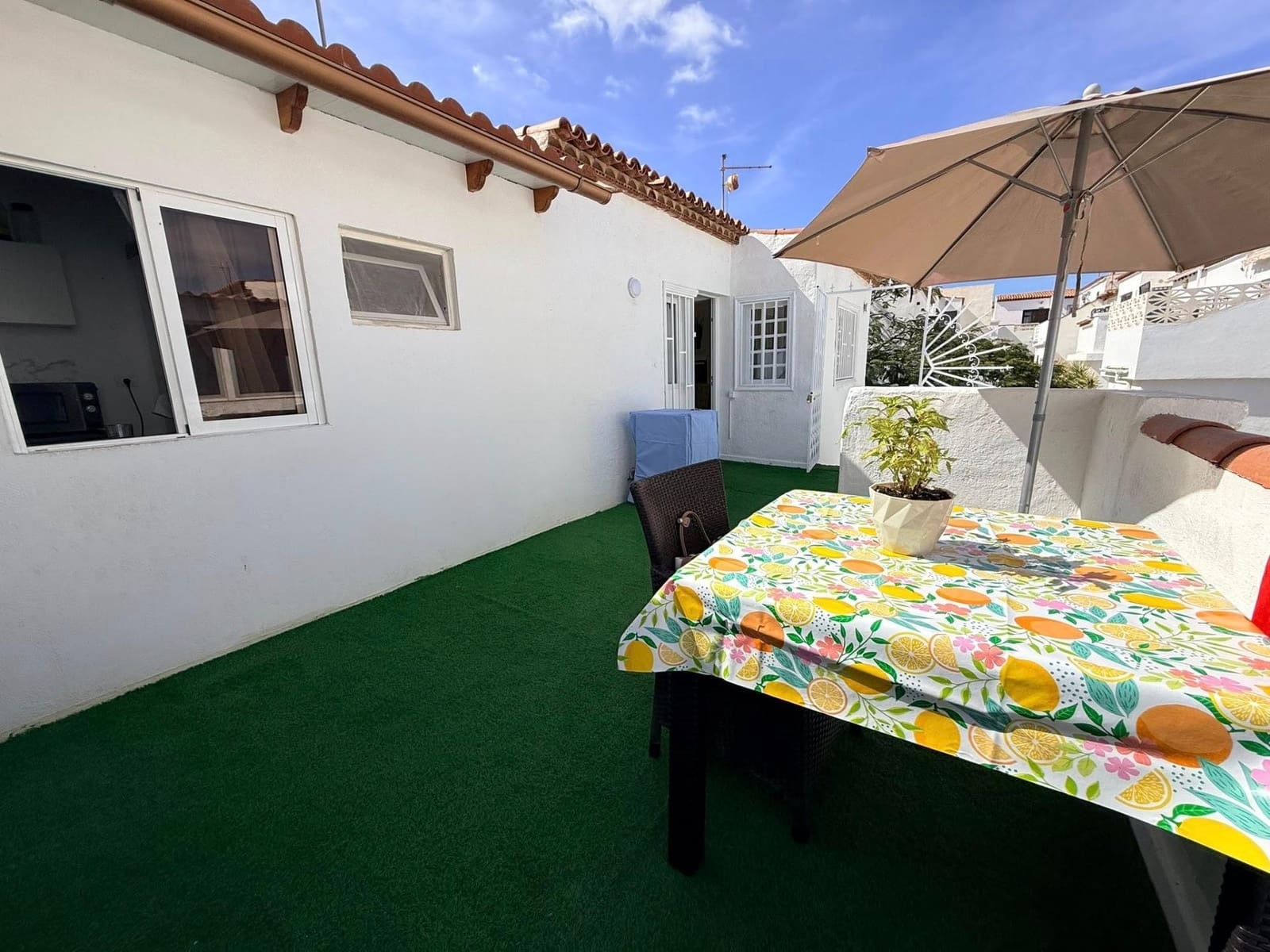 2 Zimmer Penthouse zu verkaufen in Arona mit Pool - 209.000 € (Ref: 9596256)