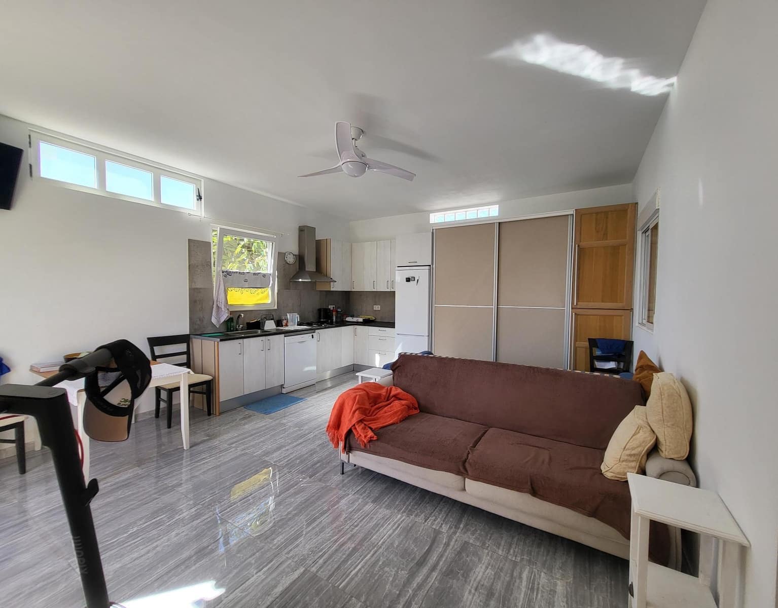 5 bedroom Villa for sale in Buzanada with garage - € 580,000 (Ref: 9615631)