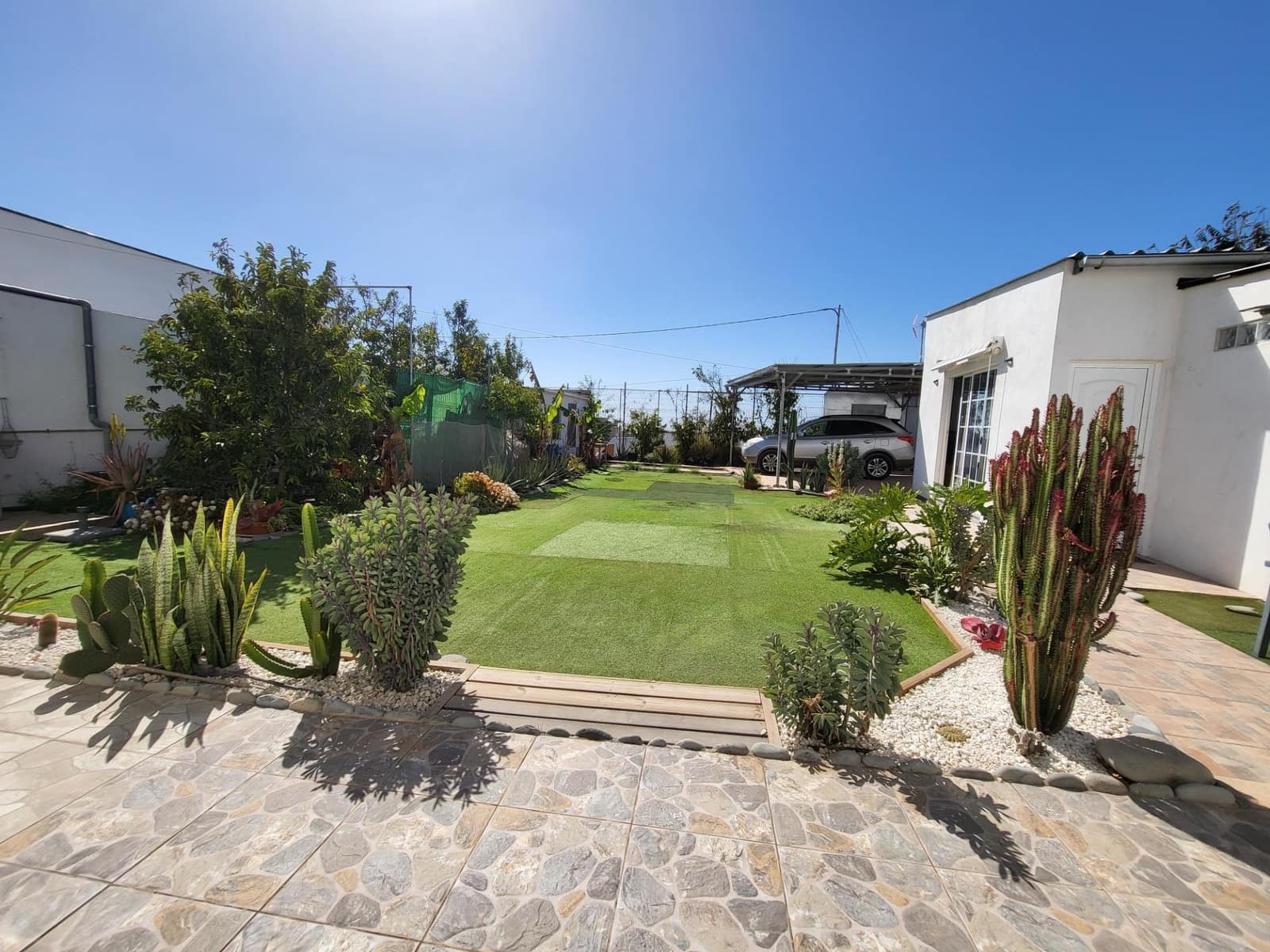 5 bedroom Villa for sale in Buzanada with garage - € 580,000 (Ref: 9615631)