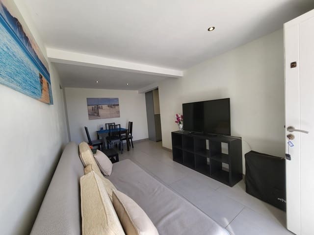 5 chambre Villa/Maison à vendre à Buzanada, Arona avec garage - 580 000 € (Ref: 9615631)