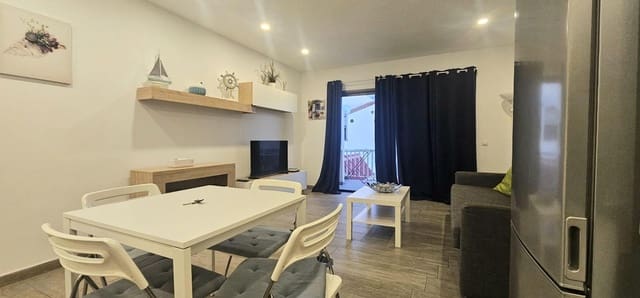 1 Zimmer Apartment zu vermieten in Torviscas Bajo, Adeje mit Pool - 1.000 € (Ref: 9622412)