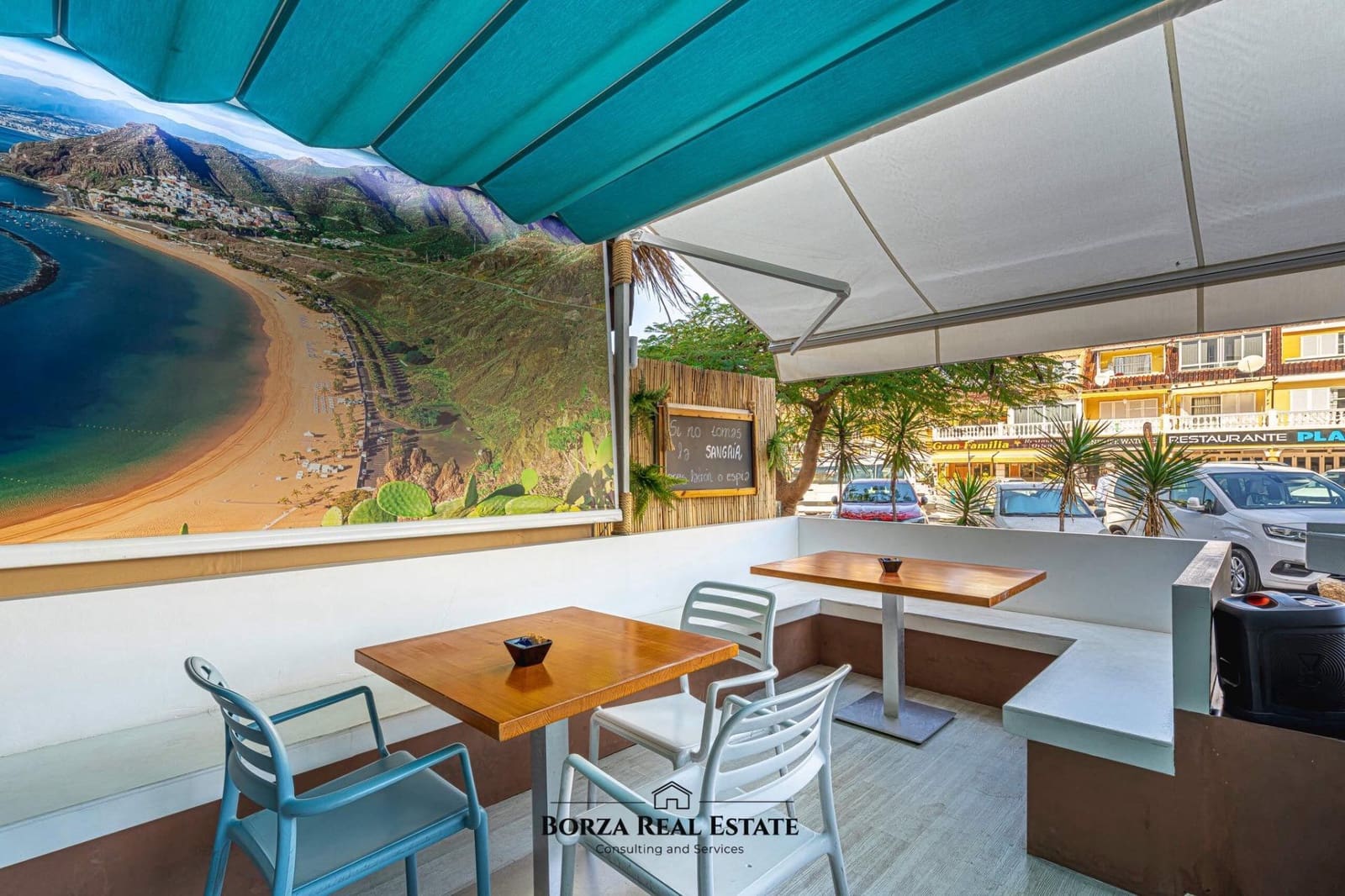 Commercial for rent in Playa de las Americas - € 1,400 (Ref: 9659515)