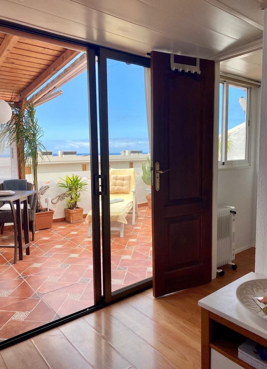 2 slaapkamer Penthouse te koop in Adeje met zwembad - € 395.000 (Ref: 9666605)