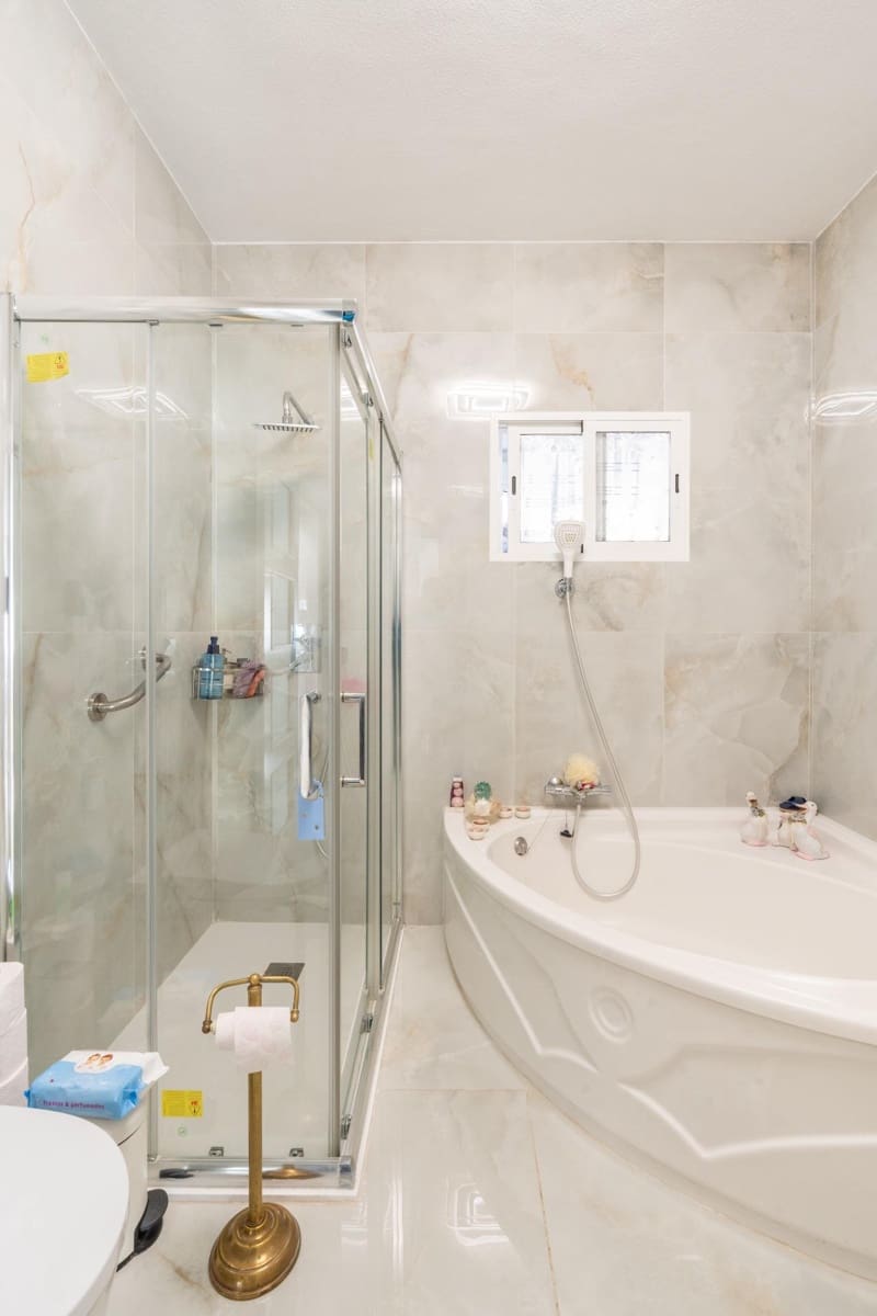 4 sovrum Villa till salu i San Isidro de Abona med pool garage - 699 000 € (Ref: 9759067)