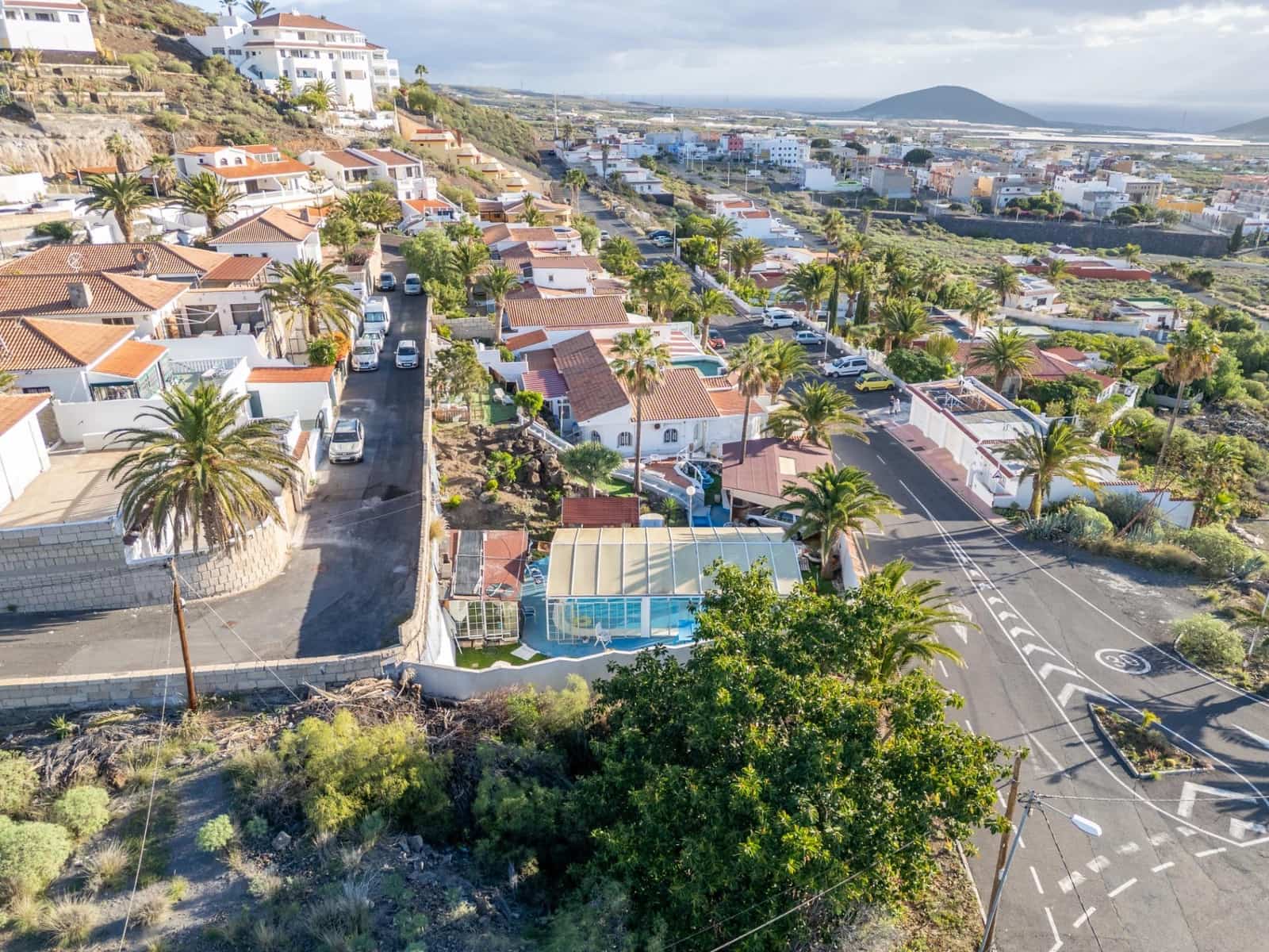 4 sovrum Villa till salu i San Isidro de Abona med pool garage - 699 000 € (Ref: 9759067)