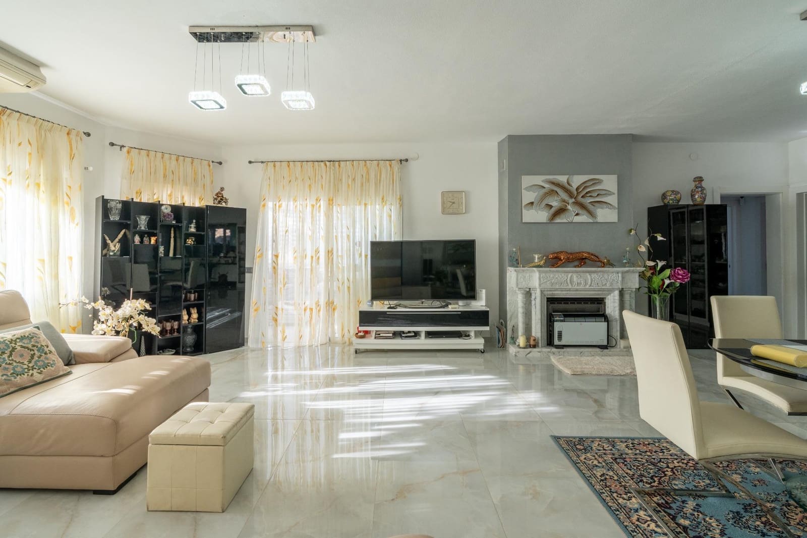 4 bedroom Villa for sale in San Isidro de Abona with pool garage - € 630,000 (Ref: 9759067)