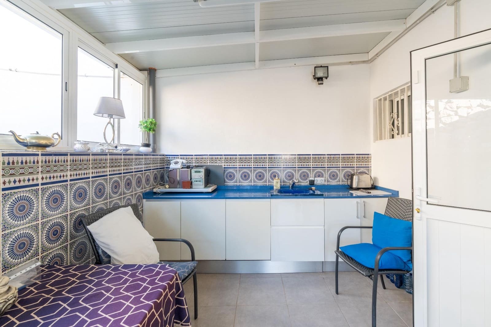 4 bedroom Villa for sale in San Isidro de Abona with pool garage - € 630,000 (Ref: 9759067)