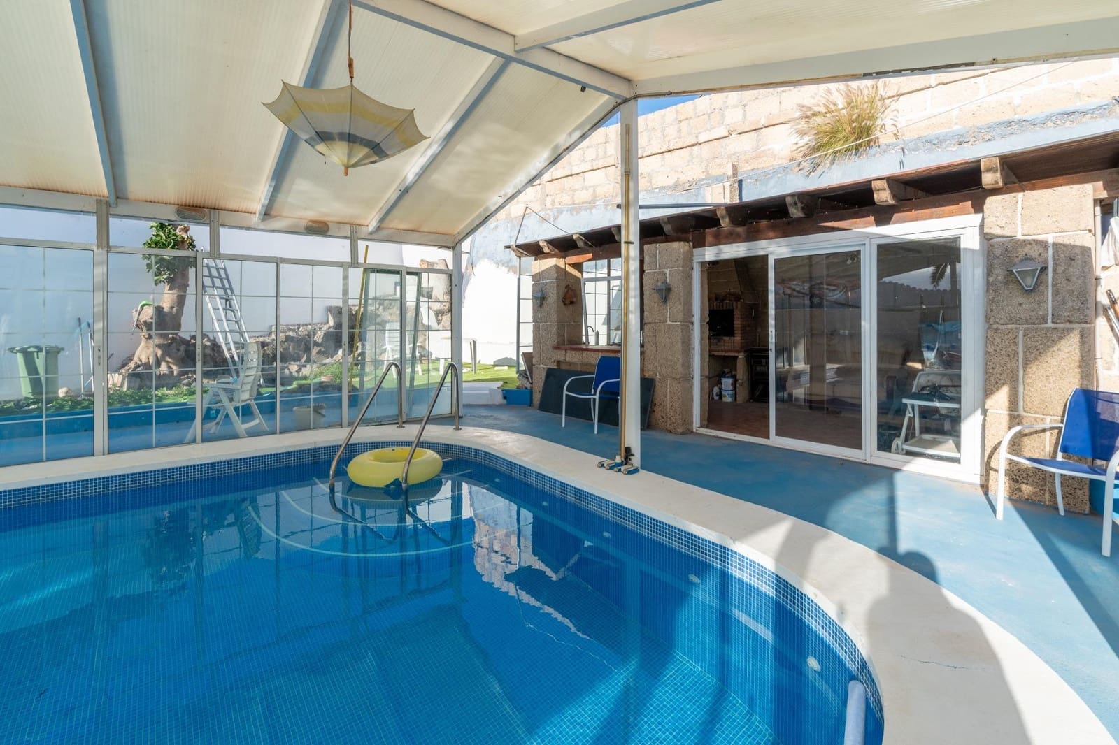 4 bedroom Villa for sale in San Isidro de Abona with pool garage - € 630,000 (Ref: 9759067)