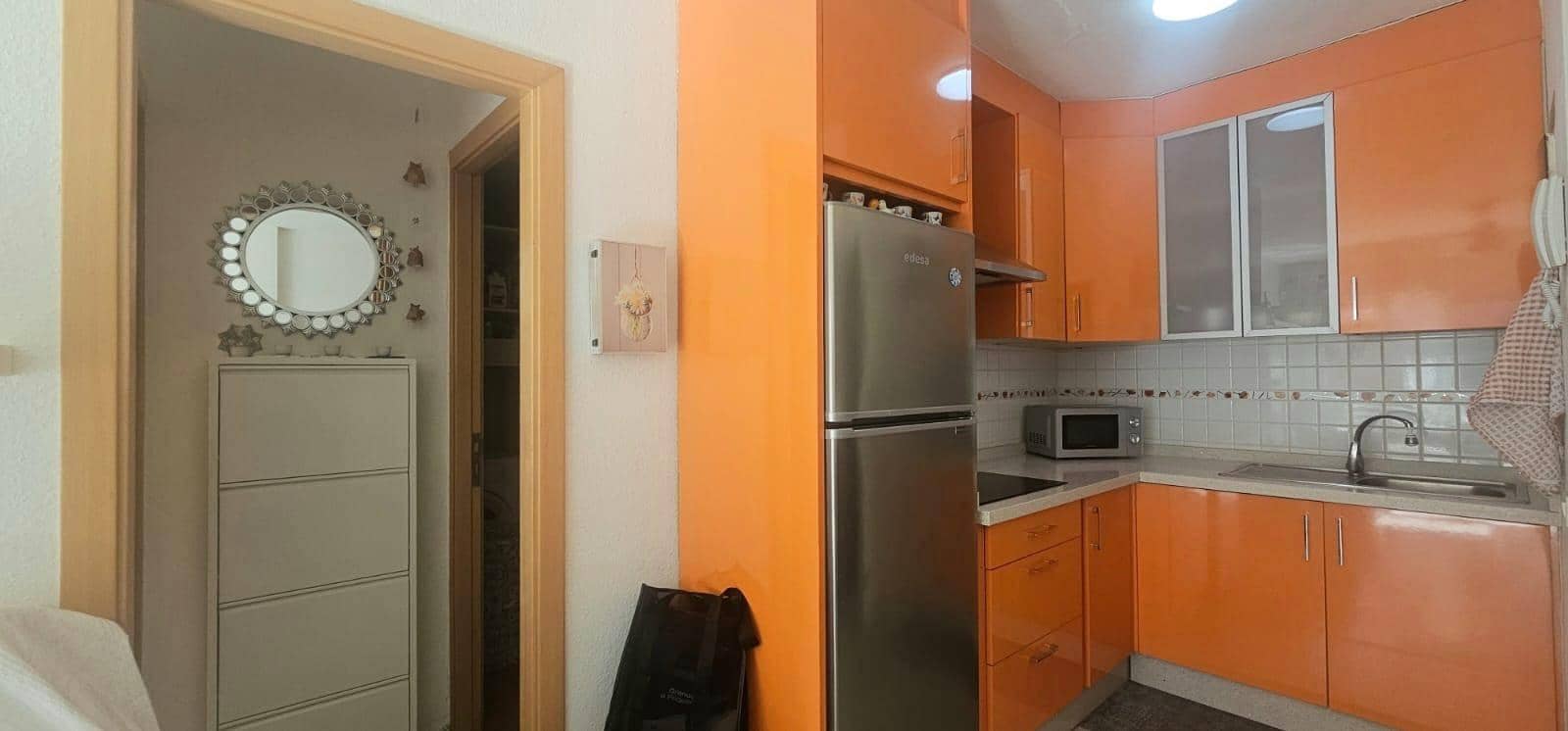 1 makuuhuone Huoneisto vuokrattavana paikassa Los Cristianos - 1 200 € (Ref: 9762067)