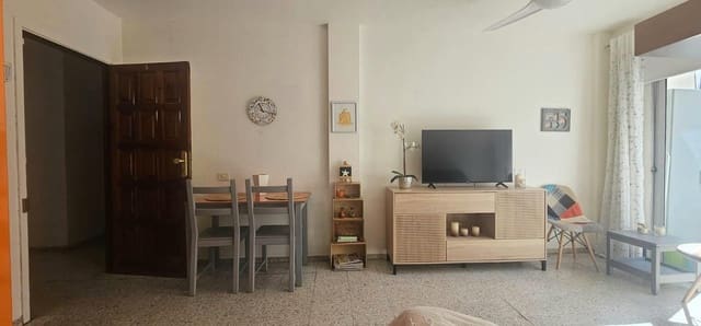 1 makuuhuone Huoneisto vuokrattavana paikassa Los Cristianos, Arona - 1 200 € (Ref: 9762067)