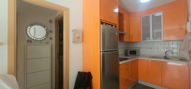 1 makuuhuone Huoneisto vuokrattavana paikassa Los Cristianos, Arona - 1 200 € (Ref: 9762067)