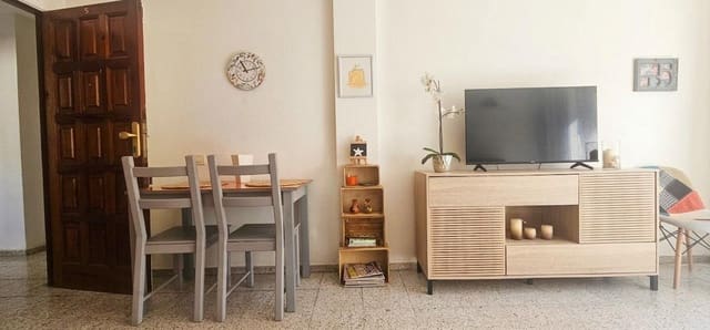 1 quarto Apartamento para arrendar em Los Cristianos, Arona - 1 300 € (Ref: 9762067)