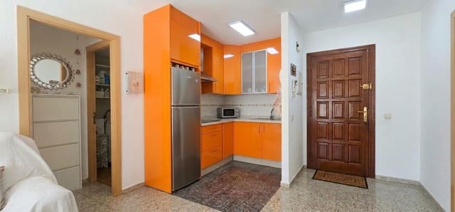 1 quarto Apartamento para arrendar em Los Cristianos, Arona - 1 300 € (Ref: 9762067)