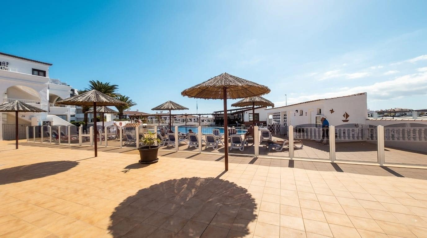 1 Zimmer Apartment zu verkaufen in San Miguel de Abona mit Pool - 239.000 € (Ref: 9778267)