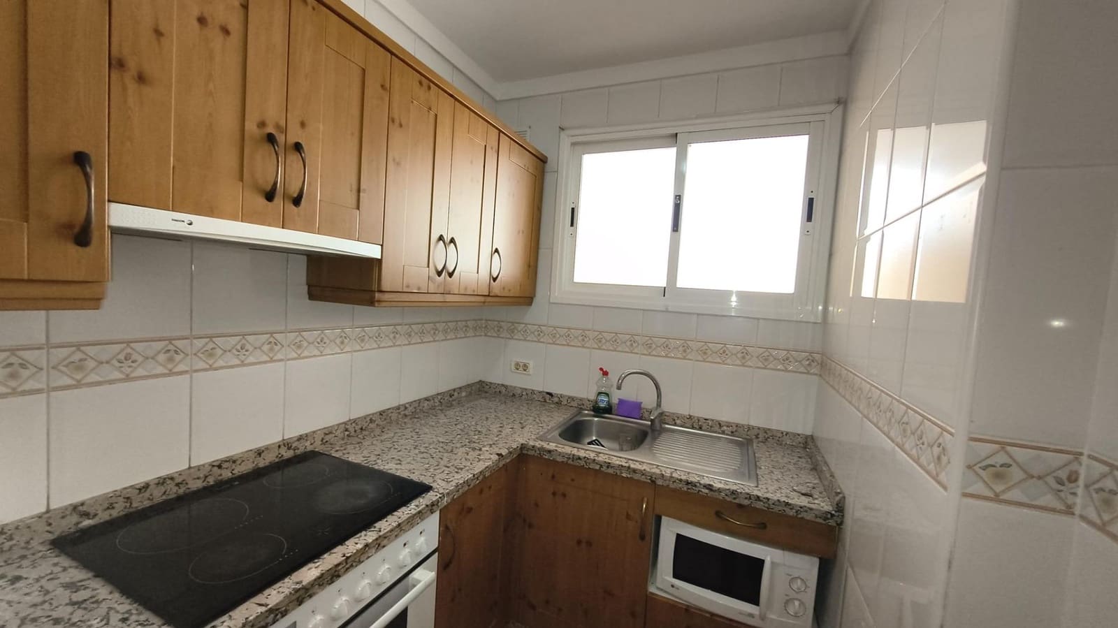 3 sovrum Lägenhet till salu i San Isidro de Abona med garage - 205 000 € (Ref: 9791148)