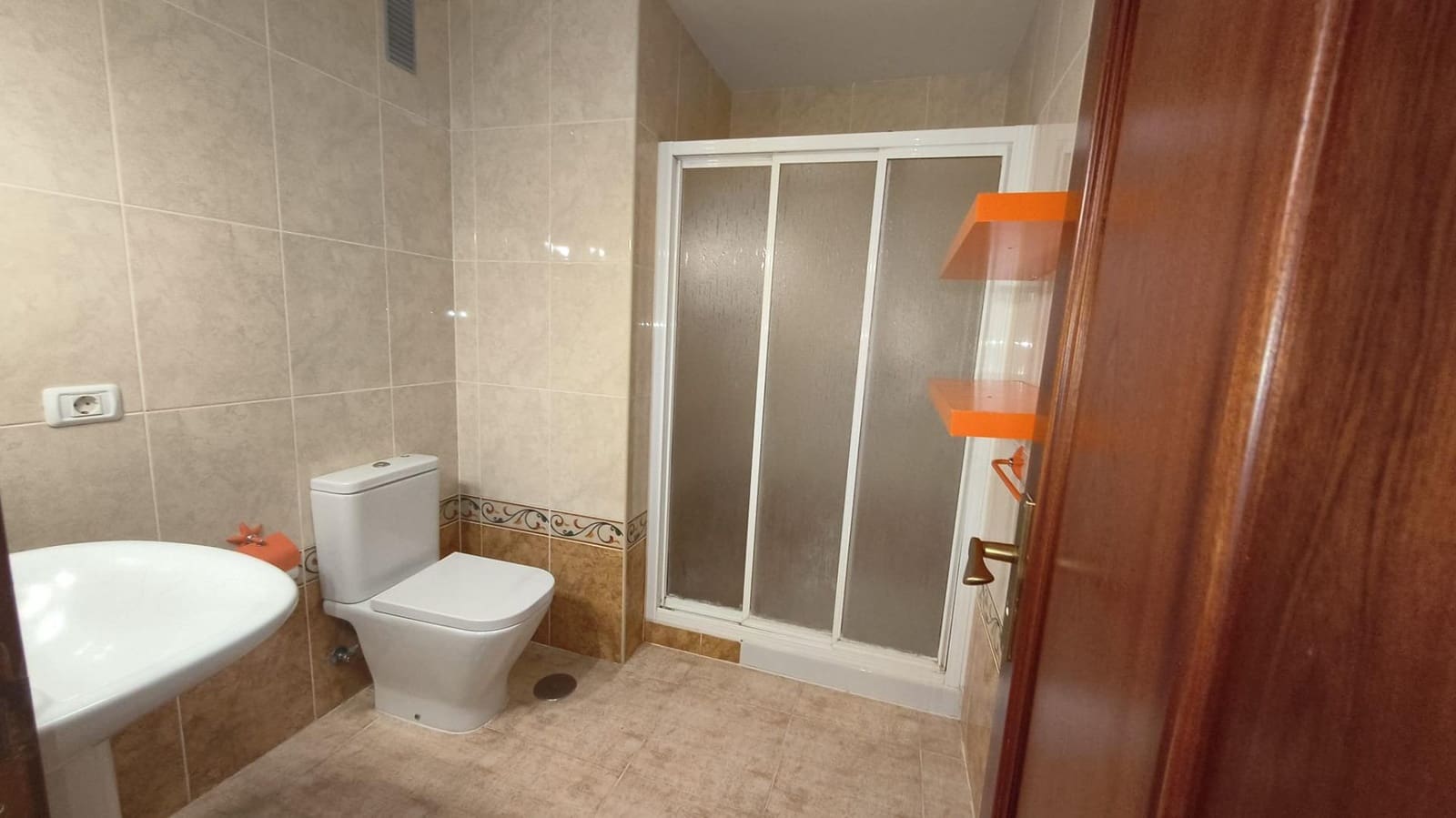 3 sovrum Lägenhet till salu i San Isidro de Abona med garage - 205 000 € (Ref: 9791148)