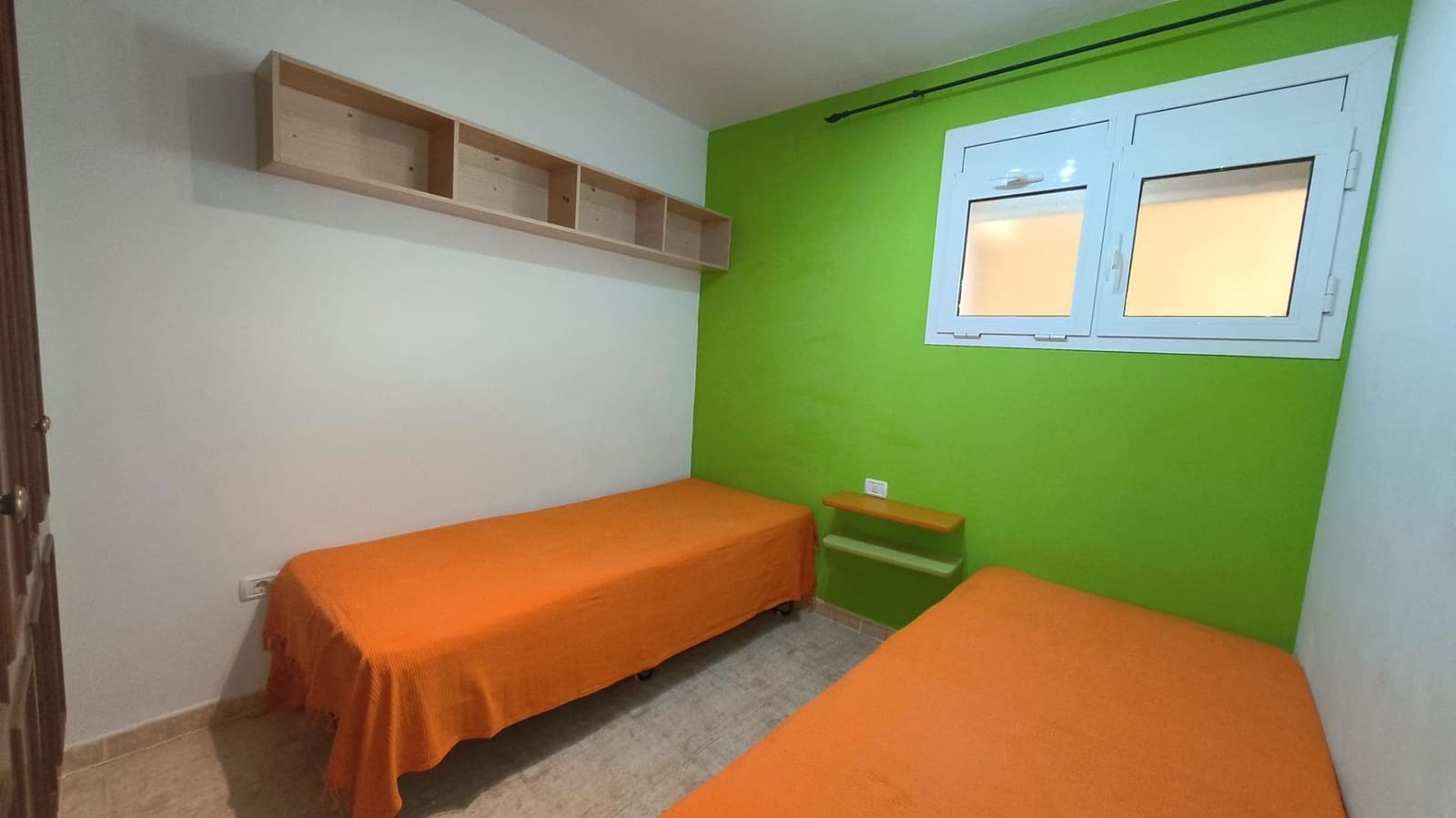 3 sovrum Lägenhet till salu i San Isidro de Abona med garage - 205 000 € (Ref: 9791148)