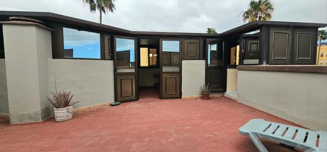 Ático de 3 habitaciones en Parque de la Reina, Arona en venta - 298.000 € (Ref: 9794757)