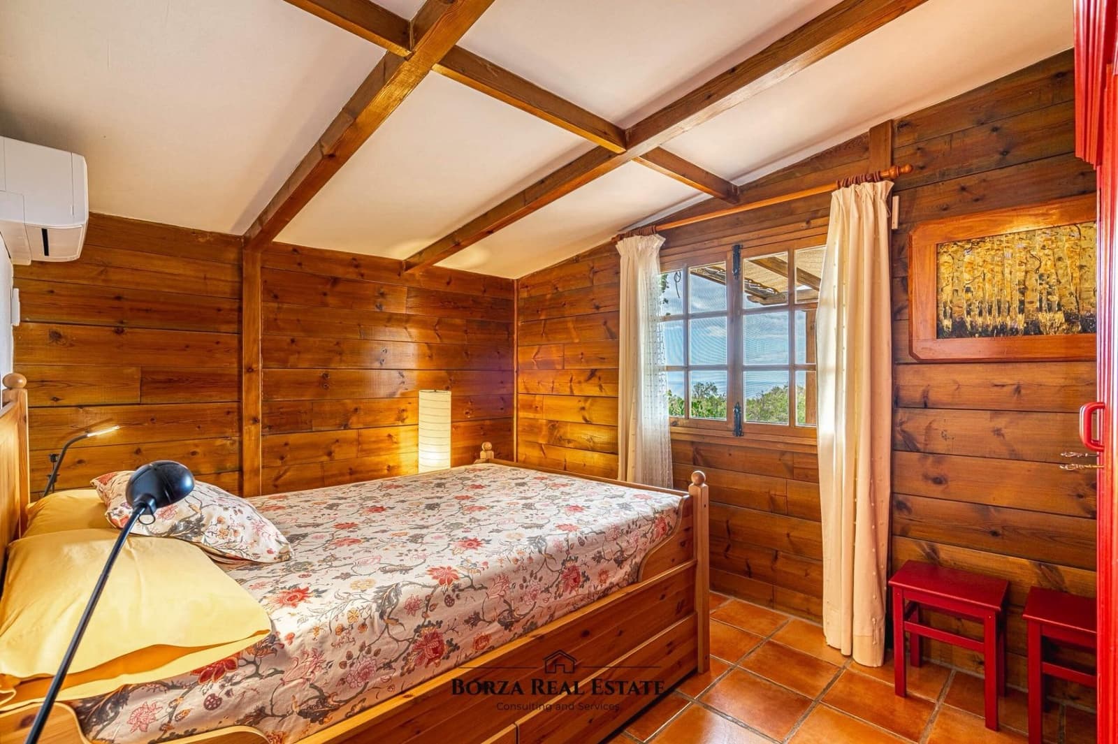 Casa de Madera de 2 habitaciones en San Isidro de Abona en alquiler - 1.500 € (Ref: 9806556)