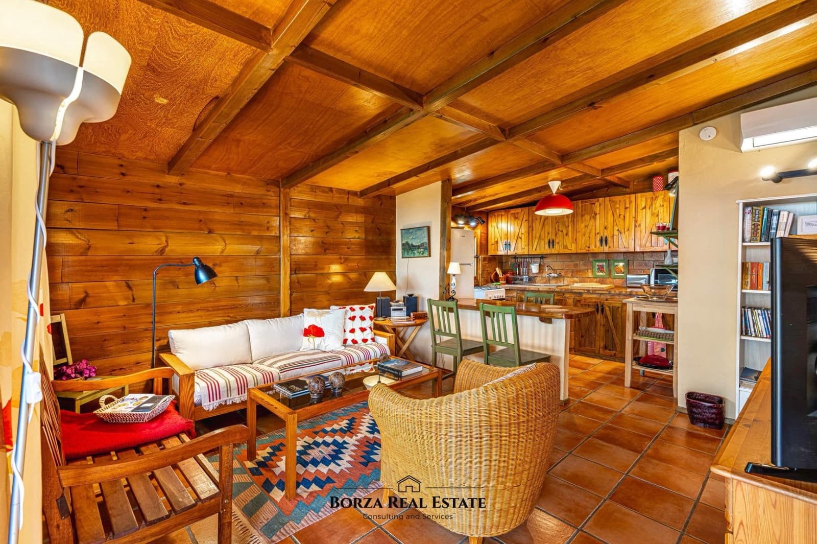 Casa de Madera de 2 habitaciones en San Isidro de Abona en alquiler - 1.500 € (Ref: 9806556)