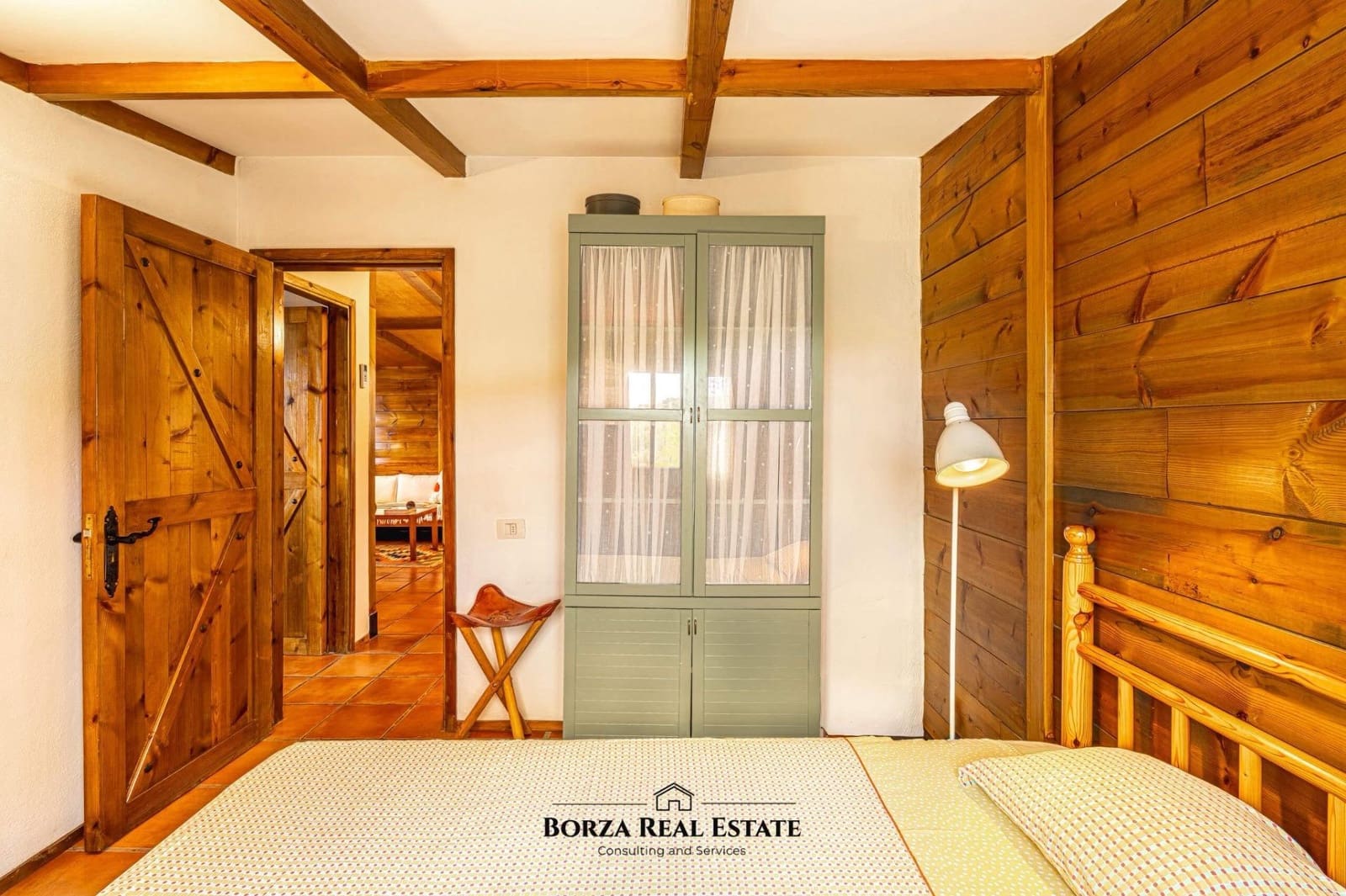 Casa de Madera de 2 habitaciones en San Isidro de Abona en alquiler - 1.500 € (Ref: 9806556)