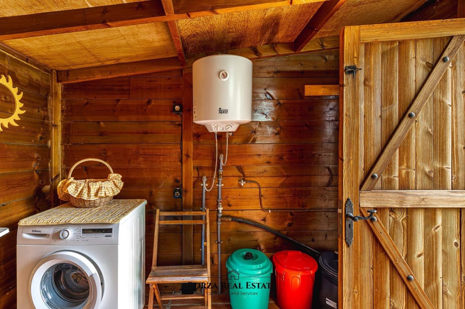 Casa de Madera de 2 habitaciones en San Isidro de Abona en alquiler - 1.500 € (Ref: 9806556)