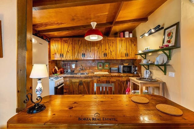 2 soveværelse Træhus til leje i San Isidro de Abona, Granadilla de Abona - € 1.500 (Ref: 9806556)