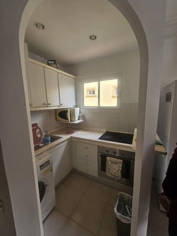 1 quarto Apartamento para arrendar em San Miguel de Abona com piscina - 1 000 € (Ref: 9808072)