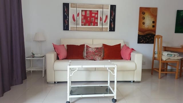 1 quarto Apartamento para arrendar em San Miguel de Abona com piscina - 1 000 € (Ref: 9808072)