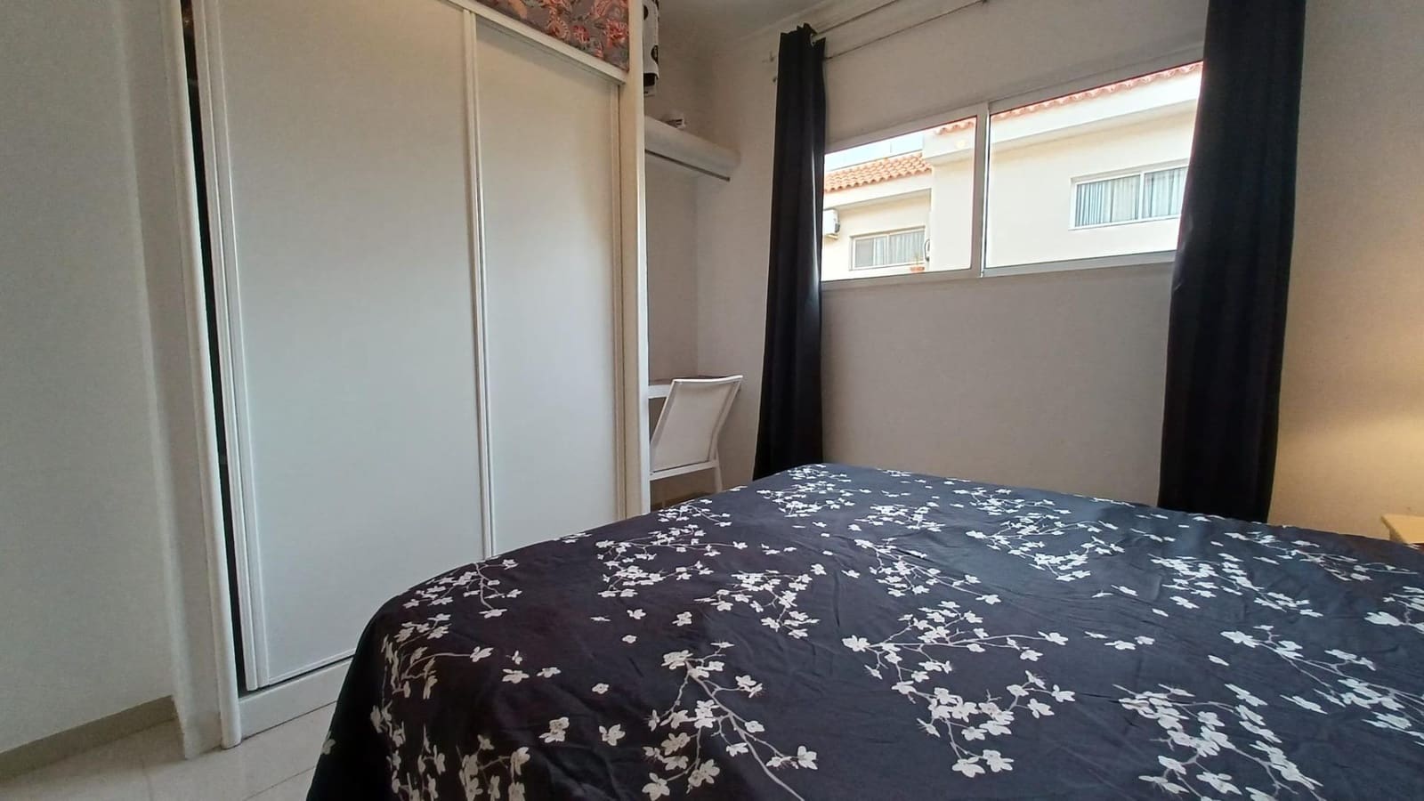 1 quarto Apartamento para arrendar em San Miguel de Abona com piscina - 1 000 € (Ref: 9808072)