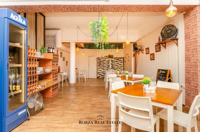 Gewerbe zu vermieten in Casco Urbano, Adeje - 1.000 € (Ref: 9812233)
