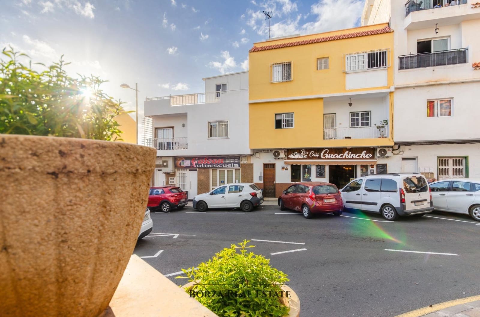 Comercial para arrendar em Adeje - 1 000 € (Ref: 9812233)