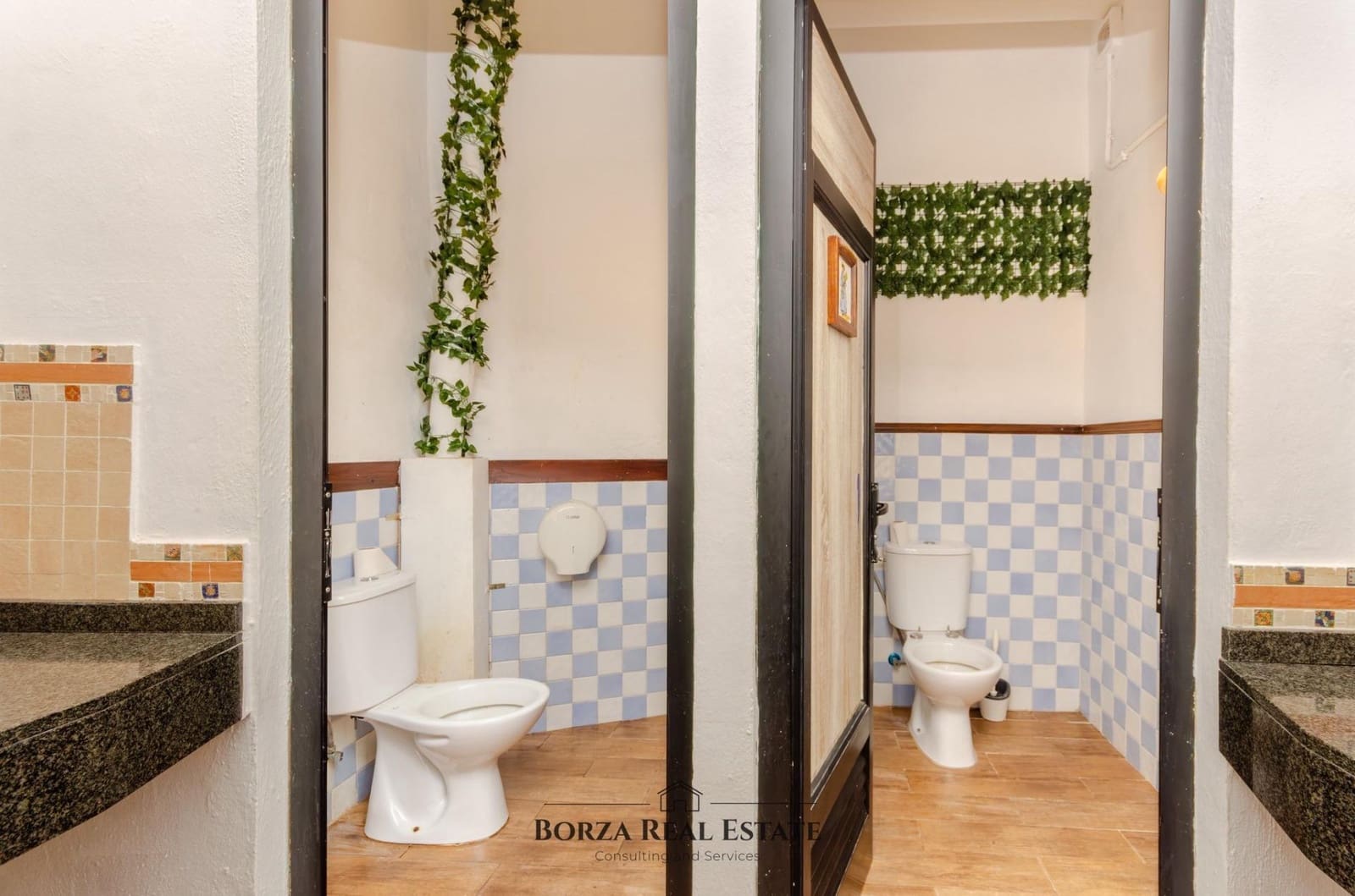 Comercial para arrendar em Adeje - 1 000 € (Ref: 9812233)