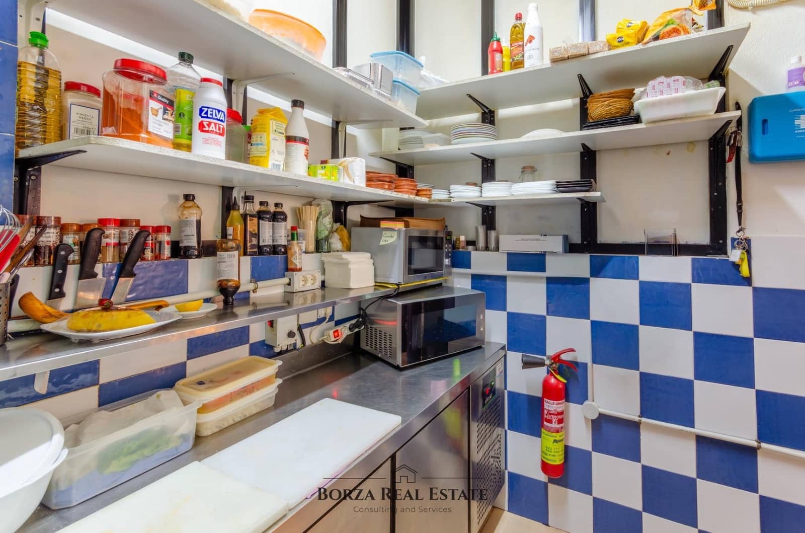 Comercial para arrendar em Adeje - 1 000 € (Ref: 9812233)