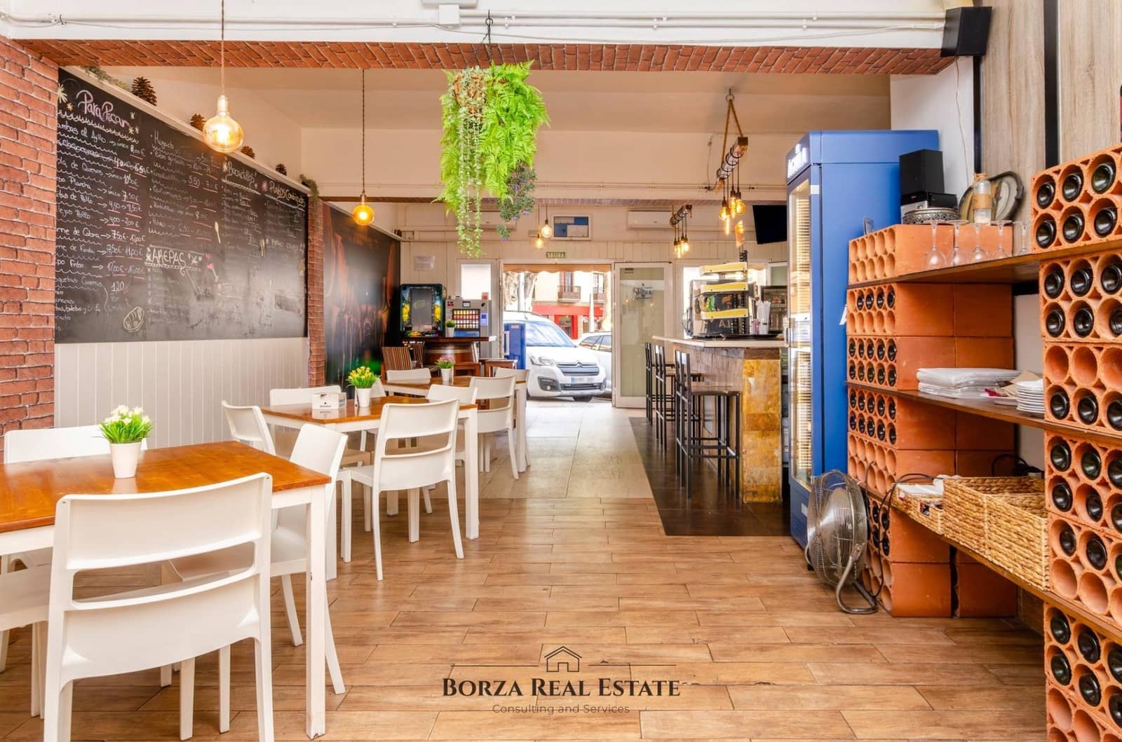 Comercial para arrendar em Adeje - 1 000 € (Ref: 9812233)