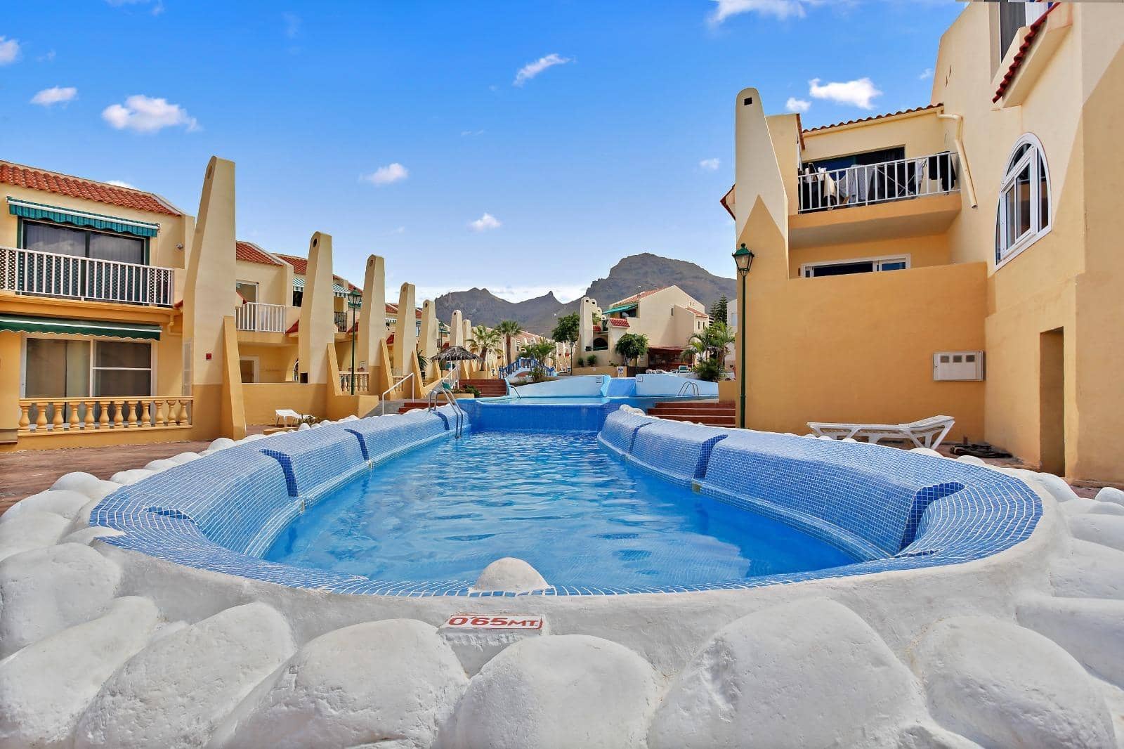 1 bedroom Apartment for rent in Costa Adeje with pool - € 1,500 (Ref: 9823007)