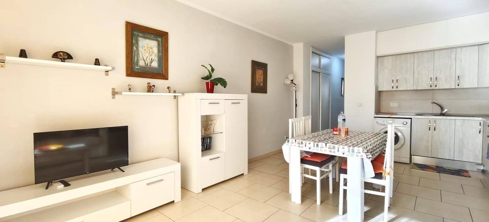 Appartement de 1 chambre à louer à Costa Adeje avec piscine - 1 500 € (Ref: 9823007)