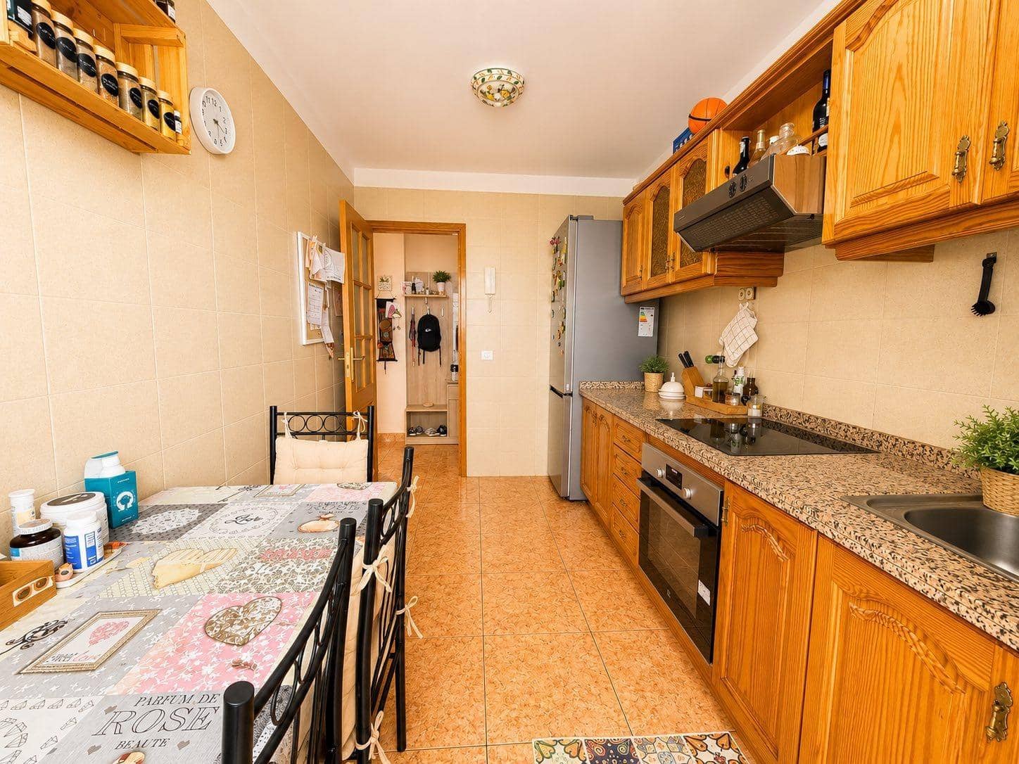3 bedroom Apartment for rent in Arona with pool - € 1,500 (Ref: 9823008)