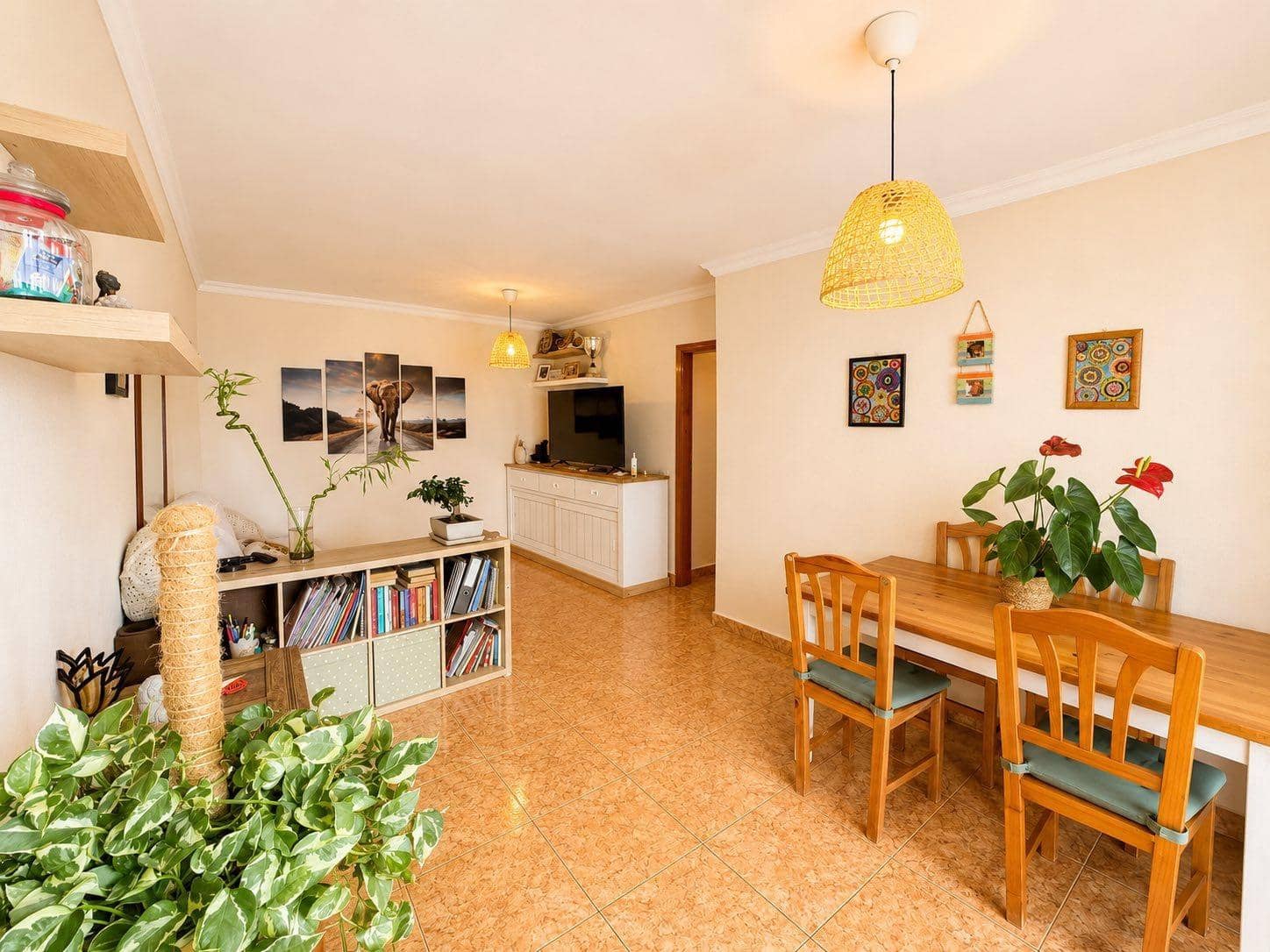 3 bedroom Apartment for rent in Arona with pool - € 1,500 (Ref: 9823008)