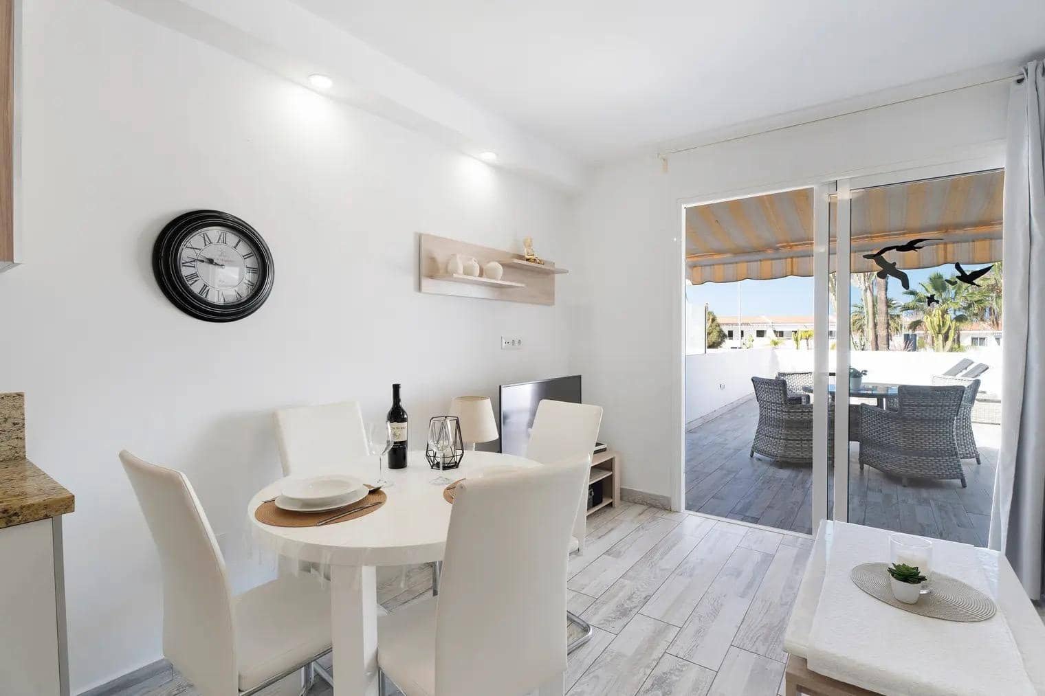 1 bedroom Apartment for sale in Costa Adeje with pool - € 338,000 (Ref: 9833751)