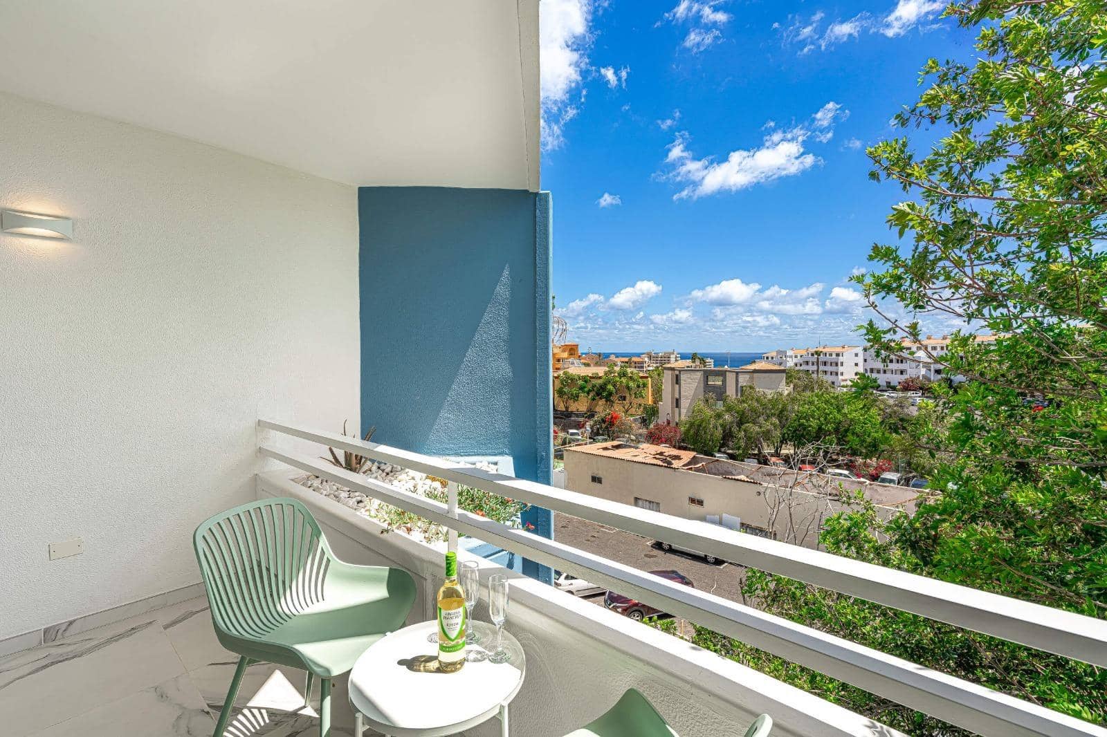 Apartment for sale in San Miguel de Abona with pool - € 168,000 (Ref: 9839340)