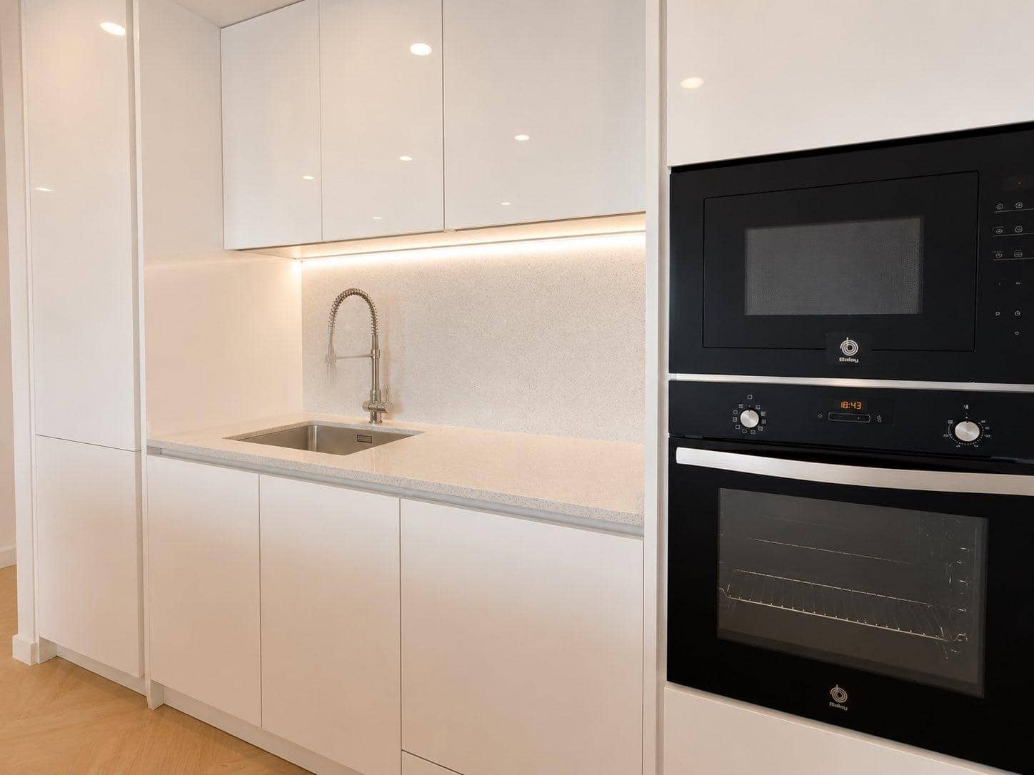 Apartamento de 2 habitaciones en Palm-Mar en alquiler con garaje - 1.900 € (Ref: 9839341)
