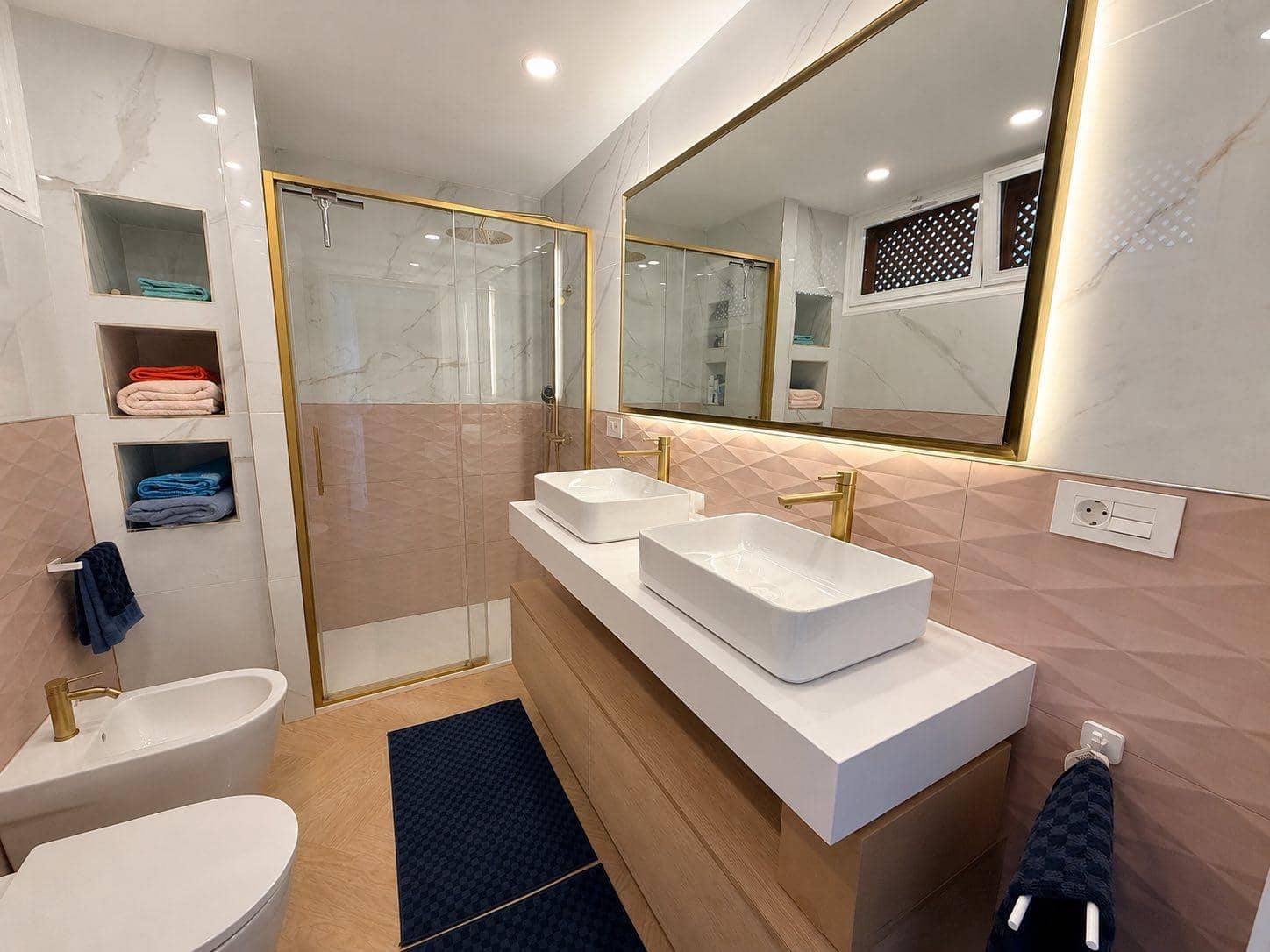Apartamento de 2 habitaciones en Palm-Mar en alquiler con garaje - 1.900 € (Ref: 9839341)