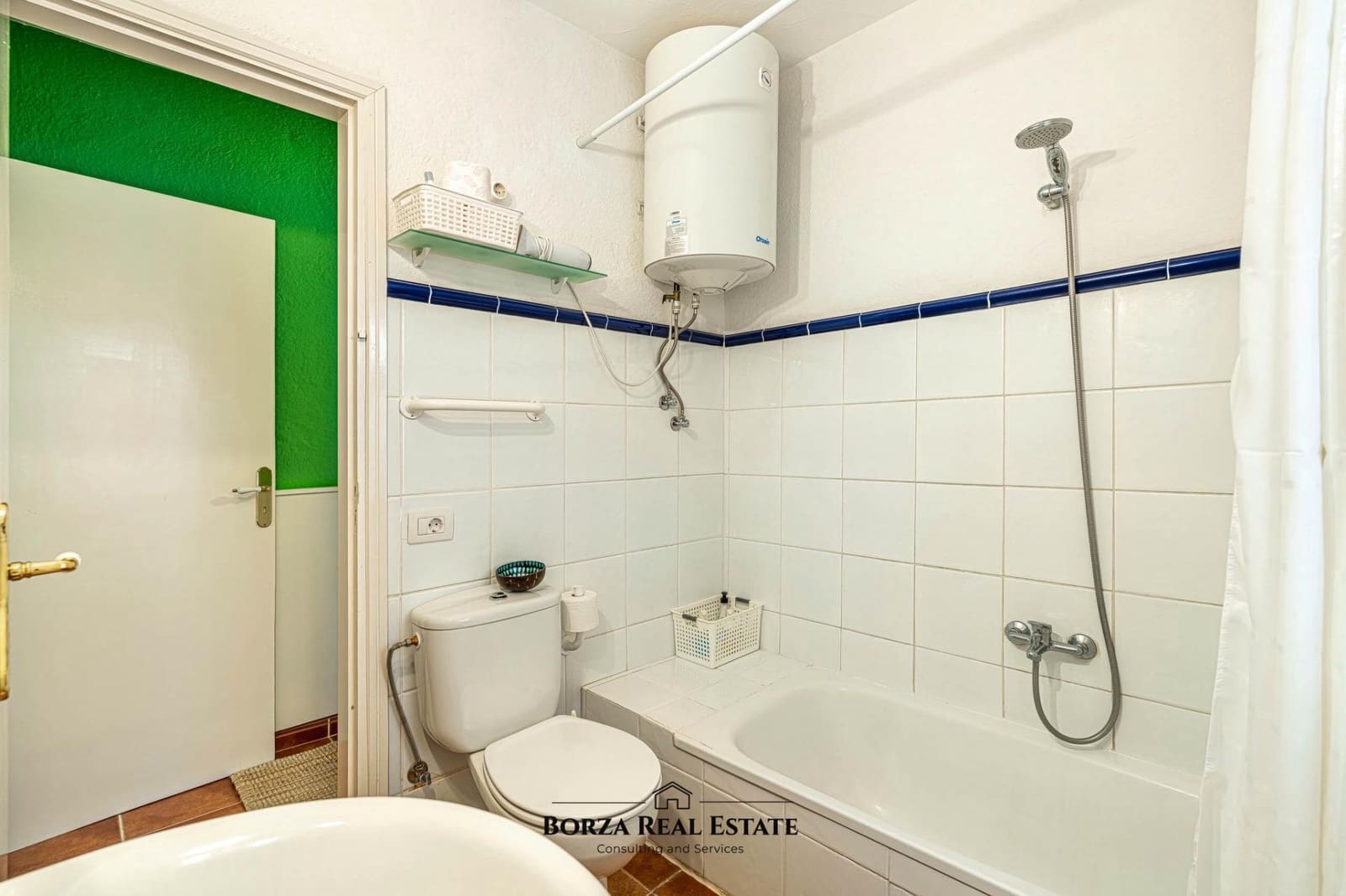 2 bedroom Finca/Country House for rent in San Isidro de Abona - € 1,650 (Ref: 9849486)