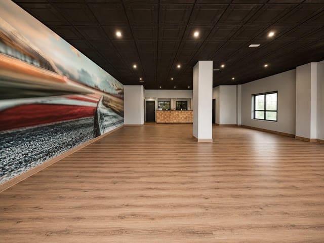 Local Comercial en Los Cristianos, Arona en alquiler - 3.900 € (Ref: 9870241)