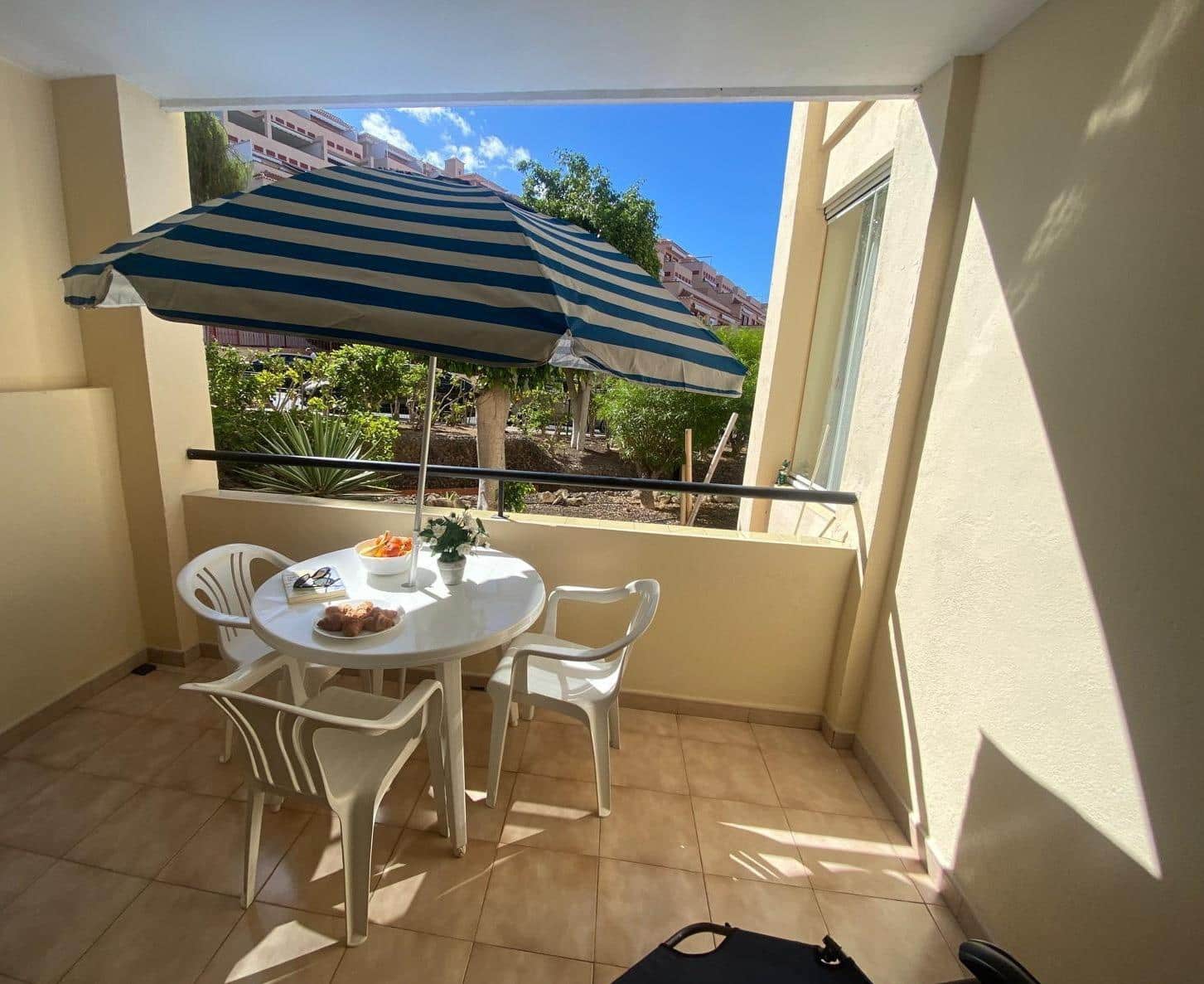 Studio att hyra i Los Cristianos med pool - 1 130 € (Ref: 9893981)